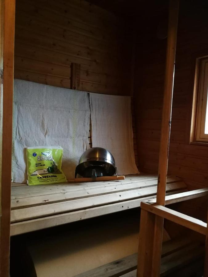 Bed and Breakfast Kirkkokadun Amanda Ja Olga Uusikaupunki Exterior foto
